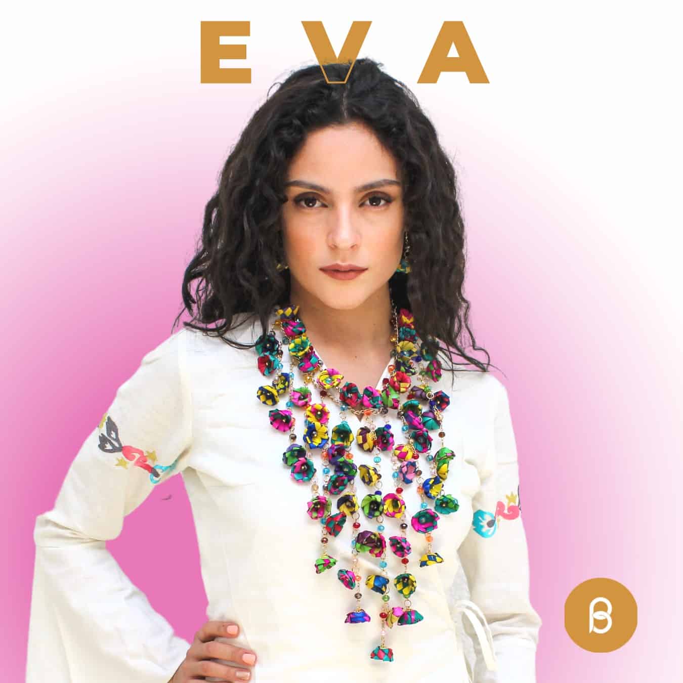 Eva - Collar de Bisutería Artesanal con Flores Multicolor - Collar de Bisutería Artesanal